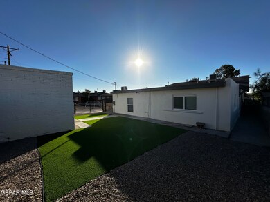 2531 Pershing Dr unit A, El Paso, TX 79903 - photo 3