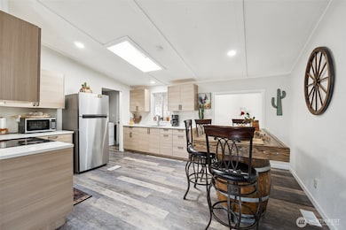 725 37th St SE unit 36, Auburn, WA 98002 - photo 7