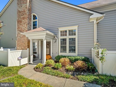 11 Luxberry Ct, Rockville, MD 20852 - photo 3