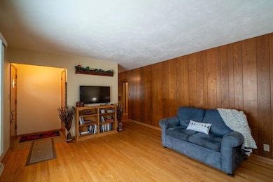 632 S 16th Ave, West Bend, WI 53095 - photo 4