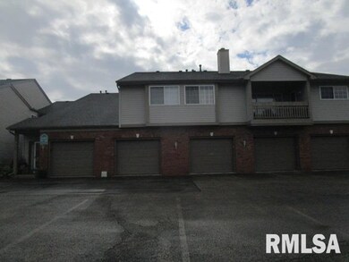 4557 N Thornhill Dr unit 105, Peoria, IL 61615 - photo 7