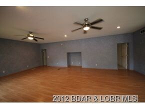 MAIN FLOOR GREAT RM