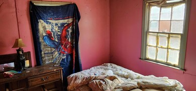 Agnes bedroom 1