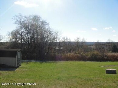 122 Corinne Ct, Effort, PA 18330 - photo 5