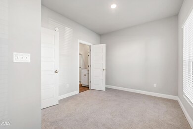 2902 Kempthorne Rd, Cary, NC 27519 - photo 7