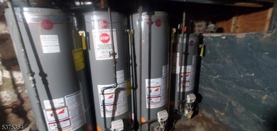 575 N 6th St unit 4, Newark, NJ 07107 - photo 2