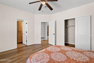 14301 Escalera Dr, Horizon City, TX 79928 - photo 7