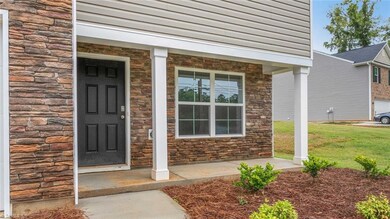 140 Red Arrow Ct, Mayodan, NC 27027 - photo 4