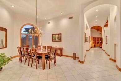 Formal Dining