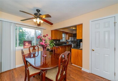 4007 Weber Ln, Floyds Knobs, IN 47119 - photo 5