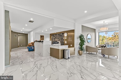 Marina Towers unit 513, Alexandria, VA 22314 - photo 4