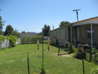2171 Redwood Ave unit R319496, Grants Pass, OR 97527 - photo 3
