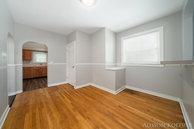 5-web-or-mls-209-lane-ave-sw