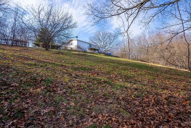 TABLE ROCK LAKE HOME ACREAGE