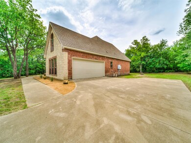 112 Torywood Ct, Azle, TX 76020 - photo 2