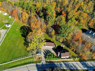 16510 Bundysburg Rd, Middlefield, OH 44062 - photo 3