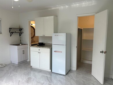 1301 SE 22nd Ave unit 4, Pompano Beach, FL 33062 - photo 3