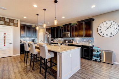 18626 W Glenrosa Ave, Goodyear, AZ 85395 - photo 4