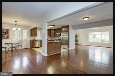 2453 Freetown Dr, Reston, VA 20191 - photo 3