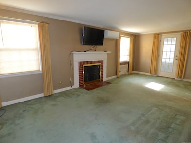 57 Wardwell Rd, West Hartford, CT 06107 - photo 4