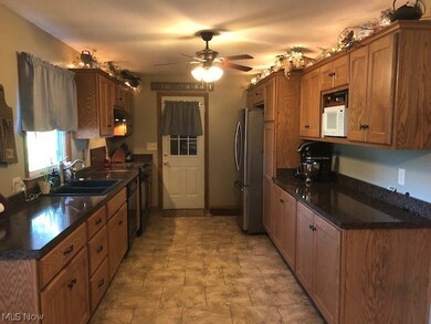 958 Eastern Rd, Doylestown, OH 44230 - photo 2