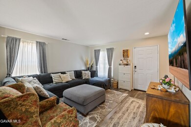 45064 18th St E-5
