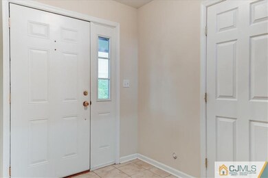3 Stuyvesant Ct unit 3, Hightstown, NJ 08520 - photo 4