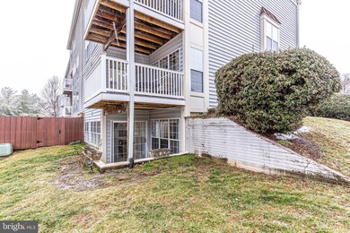 9258 Cardinal Forest Ln unit 101, Lorton, VA 22079 - photo 5