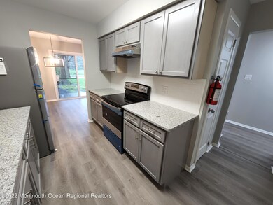 205A Cypress Point Cir unit 2051, Mount Laurel, NJ 08054 - photo 3