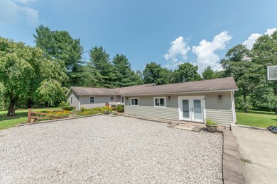 8082 Grandview Rd, Columbus, IN 47201 - photo 3