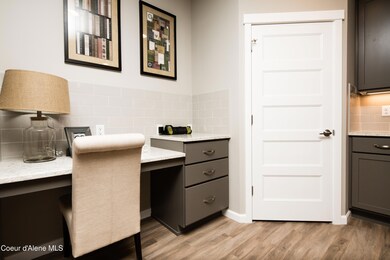 (7) Stock Kitchen Desk