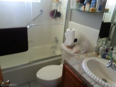 1617 Benjamin Ave NE, Grand Rapids, MI 49505 - photo 7