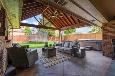 3316 Glade Creek Dr, Hurst, TX 76054 - photo 3