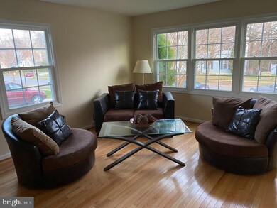 6450 Forest Rd, Cheverly, MD 20785 - photo 3