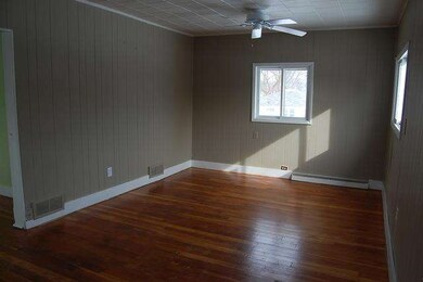 142 Fontana Ave, Fontana, WI 53125 - photo 4