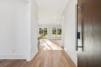 443 Carol St, Charleston, SC 29412 - photo 4