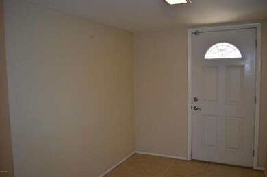 4 Interior Front Entry