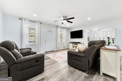 126 Baileys Garage Rd, Bowersville, GA 30516 - photo 5