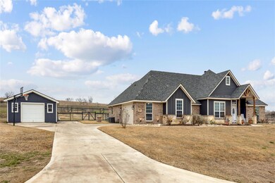 1015 Cloudy Ct, Weatherford, TX 76085 - photo 2