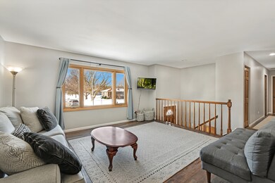 12N339 Tina Trail, Elgin, IL 60124 - photo 3