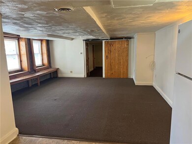 1427 Walnut St, Allentown, PA 18102 - photo 2