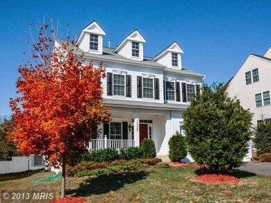 10646 Moselle Ct, Manassas, VA 20112 - photo 2