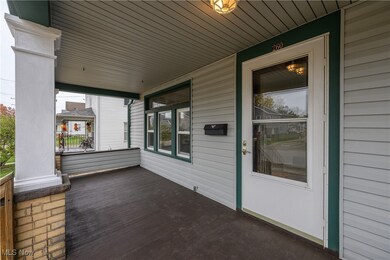 260 W Wayne St, Alliance, OH 44601 - photo 3