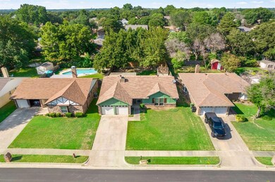 701 Morning Glory Ln, Bedford, TX 76021 - photo 2