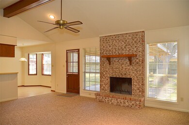 3914 Marilyn St, Rosenberg, TX 77471 - photo 4