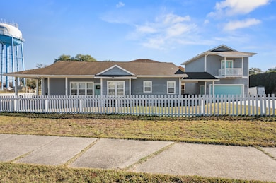 722 Kelly St, Destin, FL 32541 - photo 3