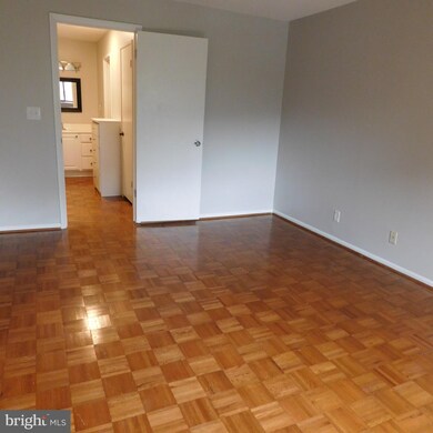 Montebello unit 403, Alexandria, VA 22303 - photo 5
