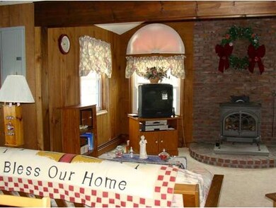 28 12th St W, Salisbury, MA 01952 - photo 6