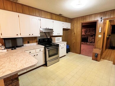 46 Calhoun Rd, Laurel, MS 39443 - photo 5
