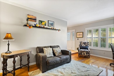 13817 Cypress Village Cir, Tampa, FL 33618 - photo 7